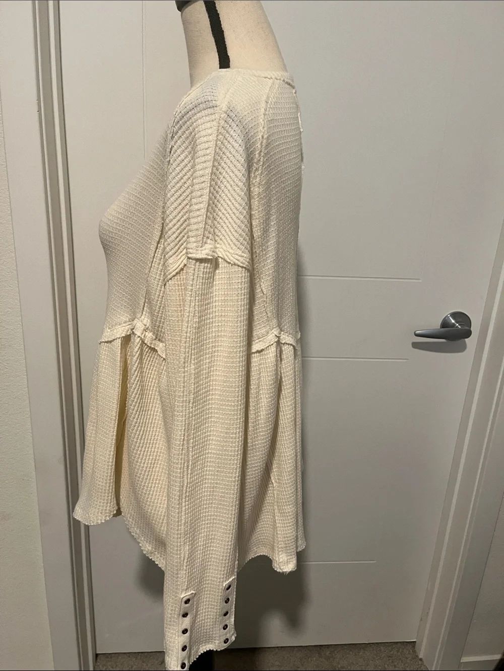 We The Free Oh My Babydoll Thermal Waffle Knit Peplum Hem Shirt Boho Casual - Picture 6 of 12